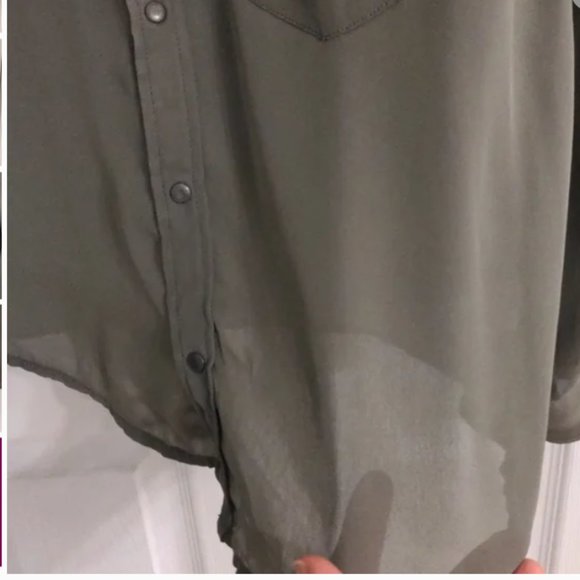 Joe's snap button down olive green blouse - Picture 5 of 5